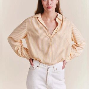 TROVATA Birds pf Paradise 💕Like new COURTNEY HENLEY TOP - CITRINE STRIPE XS